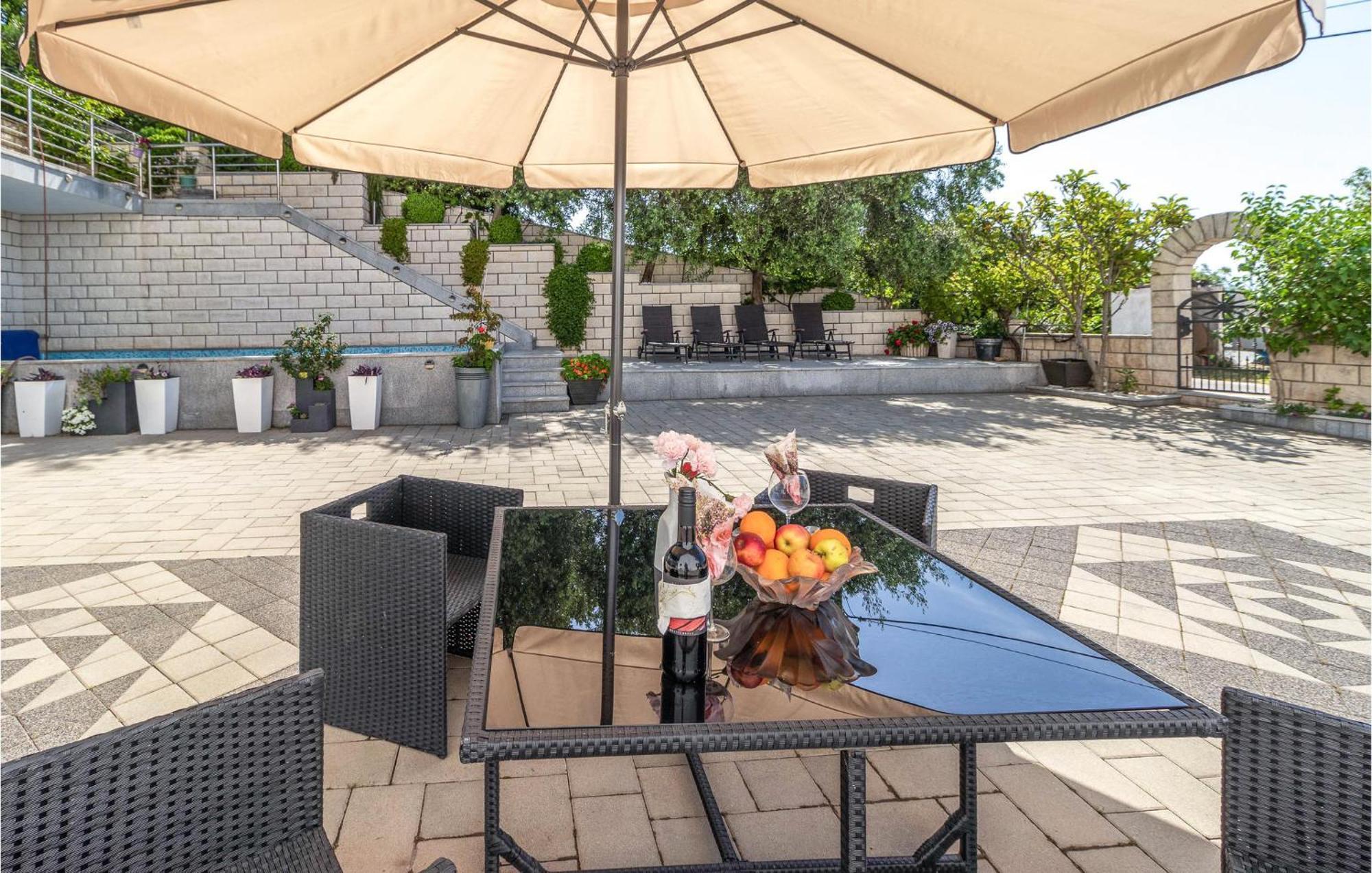 1 Bedroom Cozy Apartment In Crikvenica Εξωτερικό φωτογραφία
