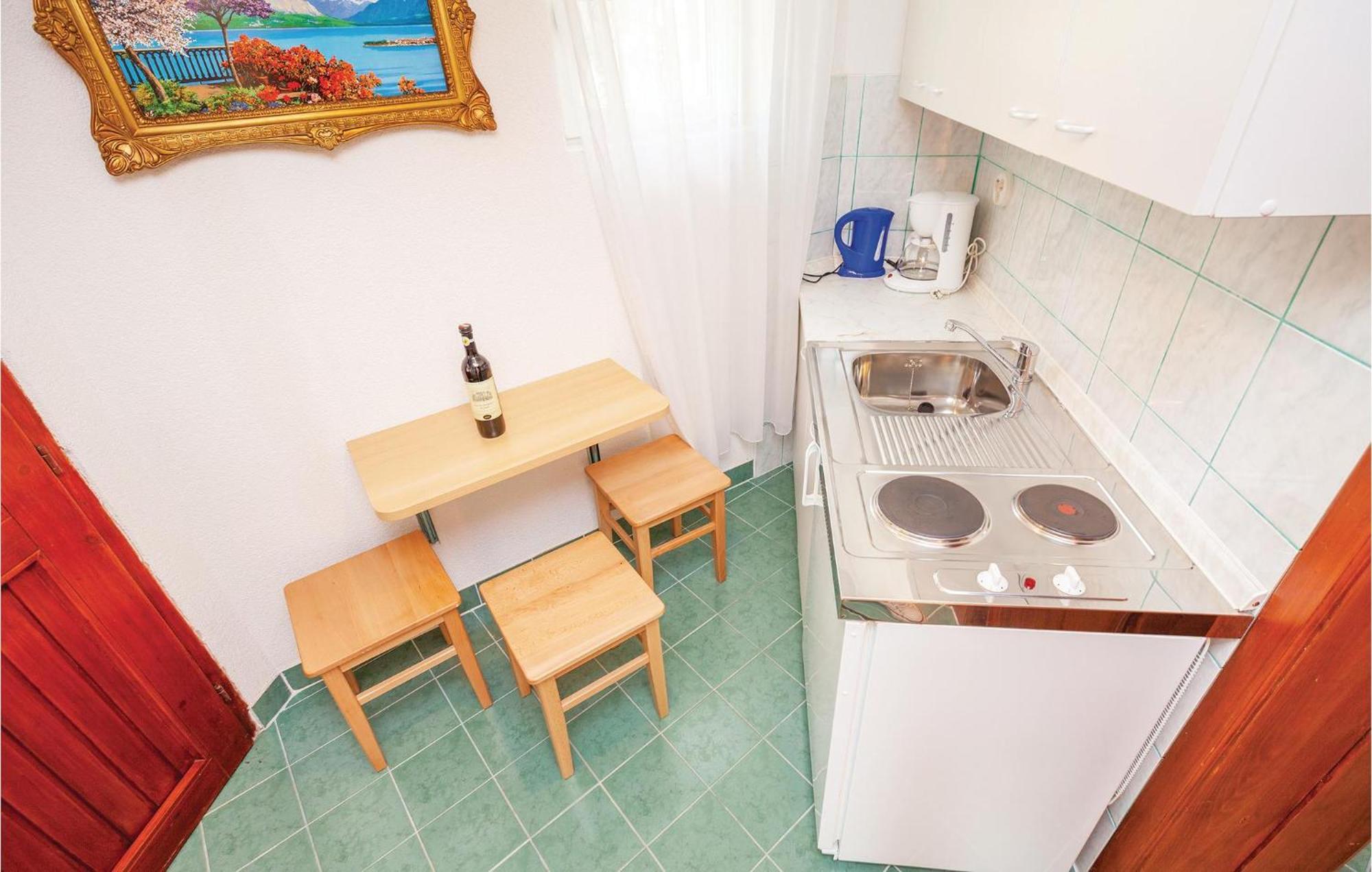 1 Bedroom Cozy Apartment In Crikvenica Εξωτερικό φωτογραφία