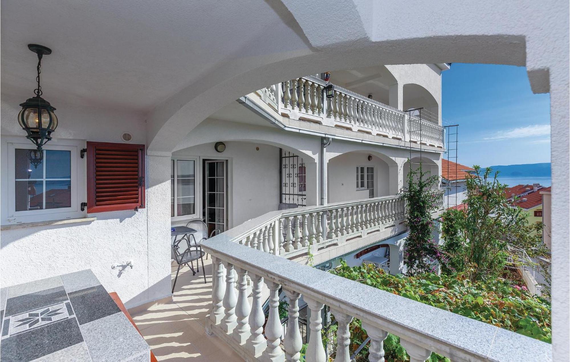 1 Bedroom Cozy Apartment In Crikvenica Εξωτερικό φωτογραφία